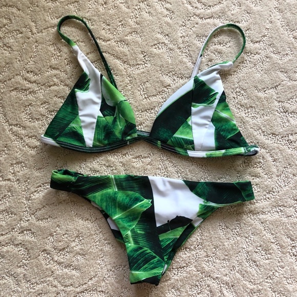 STONE FOX SWIM bikini set - Picture 2 of 4